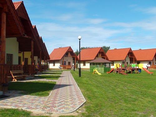 Lazur Domki Wypoczynkowe Dzwirzyno Exterior photo